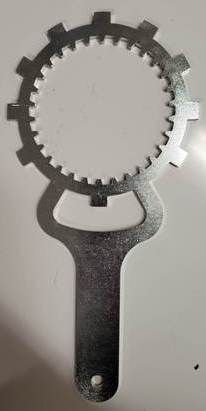 Clutch removal holding - holding, tool